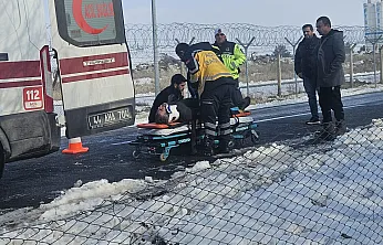 Malatya'da Kontrolden Çıkan Minibüs Tarlaya Uçtu!