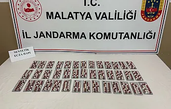Malatya'da Narkotik Alarmı! Jandarma Operasyonunda 550 Sentetik Hap Ele Geçirildi