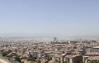 Malatya'da Sıcak Ve Rüzgar Birleşti, Toz Bulutları Şehri Kapladı!
