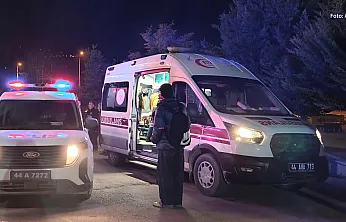 Malatya'da Silahlı Saldırgan Yaralıyı Arabasına Attı!