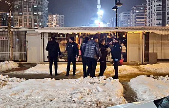 Malatya'da Sokak Ortasında Kanlı Hesaplaşma: 3 Kişi Yaralandı!