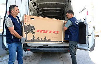Malatya'da Sosyal Destek Alan Ailelerin Çocuklarına Anlamlı Jest
