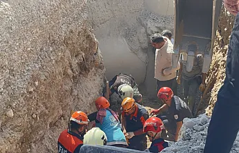 Malatya'da TOKİ Şantiyesinde Göçük! 2 İşçi Toprak Altında Kaldı