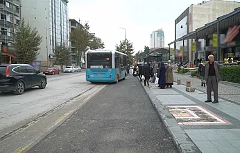 Malatya'da Toplu Taşıma Tartışması! Bekleme Süreleri Tepki Çekiyor