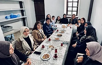 Malatya'da Vatandaş Sordu, Vekil Ölmeztoprak Tek Tek Yanıtladı!