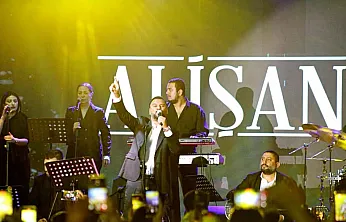 Malatya'da Yağmur Altında Çılgın Coşku