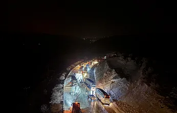 Malatya'da Yoğun Kar Yağışı O Yol Ulaşıma Kapandı