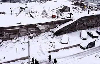Malatya Hayat Sitesi'nde Şok İfade: Üst Katın Tablasını Kestiler!