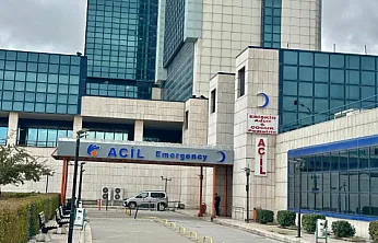 Malatya İnönü Üniversitesi Kampüsü Karıştı: 22 Yaşındaki Genç Kız Hastaneye Kaldırıldı!