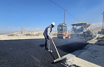 Malatya'nın 2 Mahallesinde Yollar Yenileniyor!