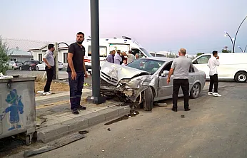 Malatya-Sivas Yolunda Feci Çarpışma! 2 Kişi Yaralandı