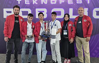 Malatyalı Öğrencilerden TEKNOFEST'te Türkiye Derecesi!