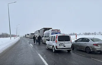 Sivas-Malatya Yolu Yeniden Trafiğe Açıldı