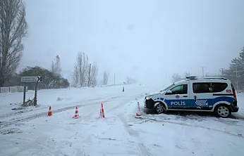Tipi Nedeniyle Kapanan Kayseri-Malatya Yolu Yeniden Trafiğe Açıldı!