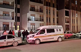 Yüksekten Düşen Genç Kız Yoğun Bakımda