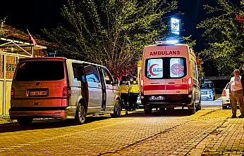 Yeşilyurt'ta İki Grup Karşı Karşıya Geldi,3 Yaralı!