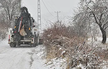 Yeşilyurt'ta Karla Mücadele 24 Saat Devam Ediyor!