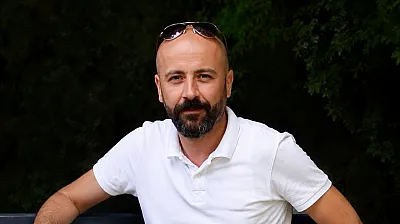 10 Günlük Yaşam Mücadelesini Kaybetti! Malatyalı Öğretmenden Acı Haber