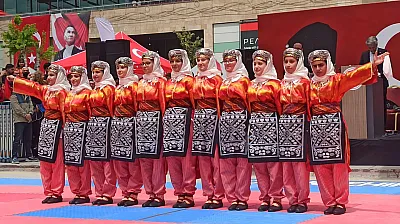 Gençlik ve Spor Bayramı Malatya'da Büyük Katılımla Kutlandı!