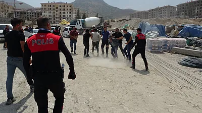 Malatya'da şantiyede silahlı-bıçaklı kavga!