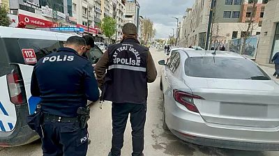 Malatya'da Sokak Ortasında Can Pazarı! Kardeşlerden Biri Kanlar İçinde Kaldı