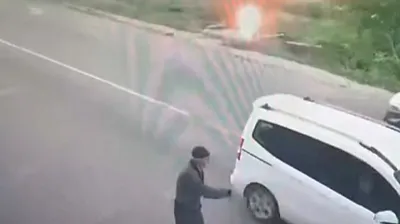 Malatya'da Yıldırımın Düştüğü O Saniyeler Görüntülendi!