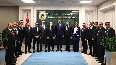 Malatya Heyeti Ankara'da Çıkartma Yaptı! Bakan Kurum ile Kritik Yeniden İnşa Zirvesi