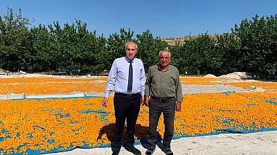 Malatya İl Tarım Müdürü Osman Akar, Darende'de Üreticilerle Bir Araya Geldi