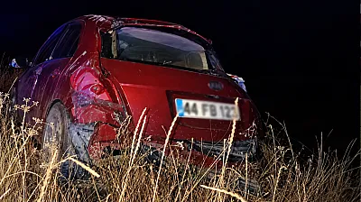 Malatya Kuzey Çevre Yolu'nda Otomobil Şarampole Devrildi!