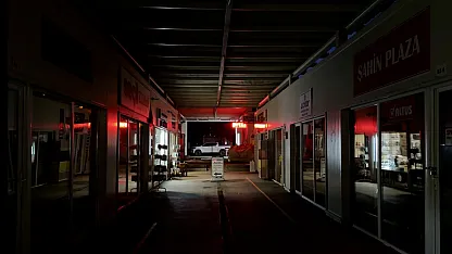 Malatya'da  Geçici Ticaret Merkezinde 350 Esnaf Karanlıkta Kaldı!