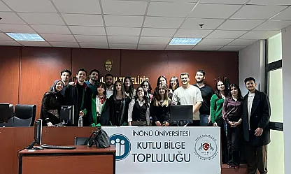 Hukuk Öğrencileri Mahkeme Salonuna Girdi! Uygulamalı Eğitim Dikkat Çekti