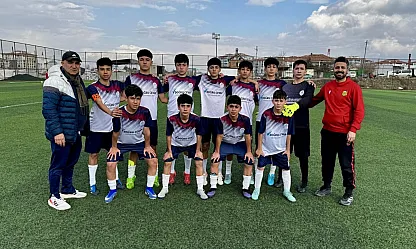 Malataya'da Atatürk Ortaokulu Namağlup Şampiyon!