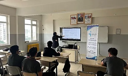 Malatya İŞKUR'dan Lise Öğrencilerine Kariyer Rehberliği Desteği