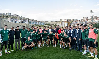 Malatya Kenetlendi! Başkan Sami Er'den Finalist Yeşilyurtspor'a Moral Ziyareti