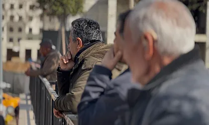 Malatya Kent Merkezinde İlginç Manzara! Gün Boyu Yerlerinden Kıpırdamıyorlar