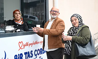 Yeşilyurt'ta Her Sabah 2 Saat Sıcak Çorba İkramı!