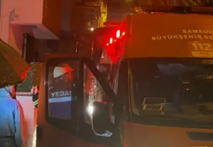 Samsun'da Gece Yarısı Dehşeti!  Elektrikli Soba Alev Aldı, Anne ve Bebeği Hastanelik Oldu!