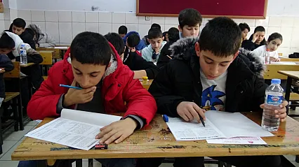 9 Merkezde Siyer Heyecanı: 7'den 70'e 2 Bin Katılımcı