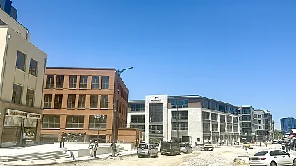Akpınar Çarşısı'nda Anahtar Teslim Edildi, Esnaf Kira Engelini Aşamadı