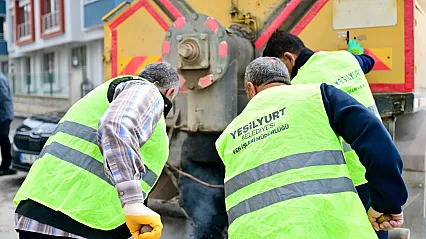 Başkan Geçit Tecde'de Sahaya İndi! Yeşilyurt'un Ulaşım Ağı Yenileniyor