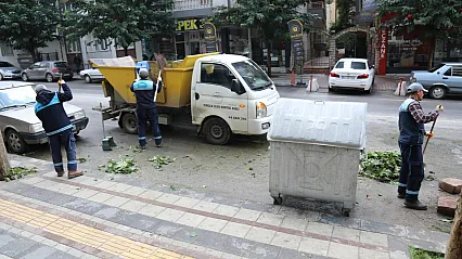 Battalgazi'de Mezarlıklar ve Ortak Alanlar Temizleniyor!