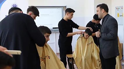 Battalgazi'de Miniklere Bayram Bakımı: Ücretsiz Tıraş Seferberliği!