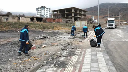 Bayram ve Yağış Mesaisi: Battalgazi'de Çamur ve Atık Temizliği Başlatıldı!