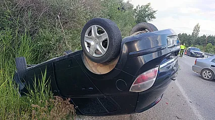 Doğanşehir'de Devrilen Otomobilde Sürücü Yaralandı!