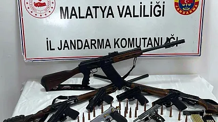 Doğanşehir'de Jandarmadan Silah Operasyonu! Keklik Kafesinden Tabanca Çıktı