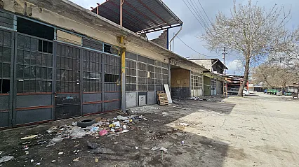Dükkanlar Boşalıyor, Belirsizlik Sürüyor: Uğur Sanayi Sitesi'nde Son Durum Ne?