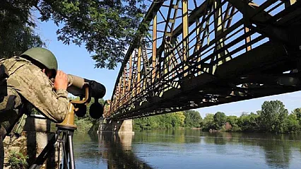 Edirne'de FETÖ Operasyonu! Yurt Dışına Kaçış Girişimi Engellendi
