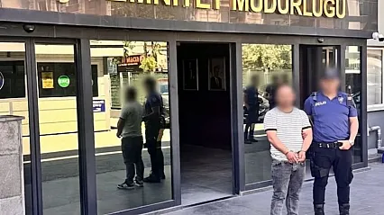 Kocaeli'de Operasyon! Aranan Hükümlüden Uyuşturucu ve Silah Çıktı