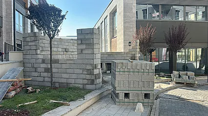 Malatya Çarşısında Tepki Çeken Muhtarlık Ofisi Yıkıldı!