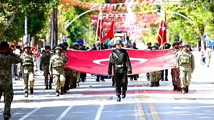 Malatya'da 30 Ağustos Coşkusu! Askerî Geçit Töreni Büyük İlgi Gördü